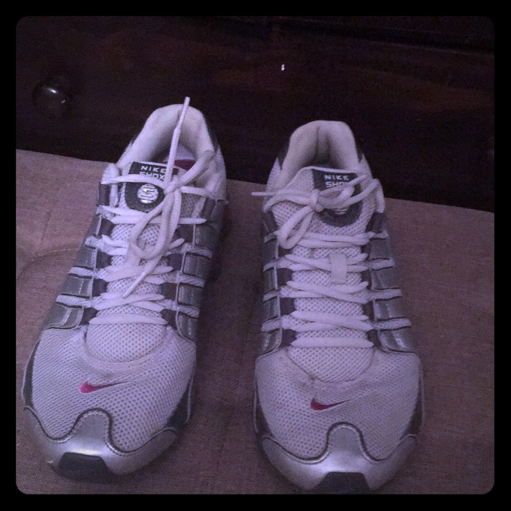 Nike shox